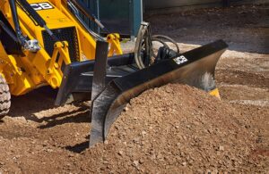 JCB Бульдозерный отвал